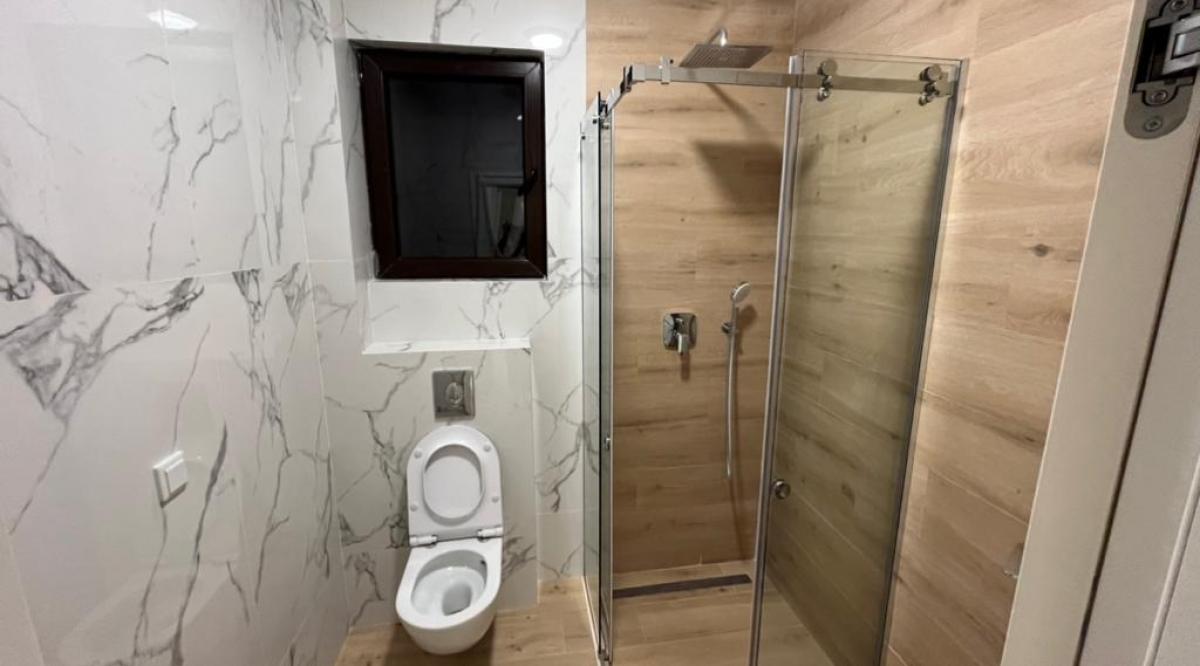 Two-bedroom apartment in Tivat, Podkuk 7