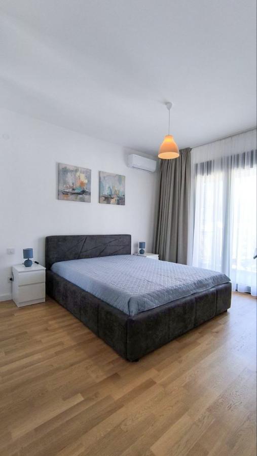 Annual rent one-bedroom apartment 6