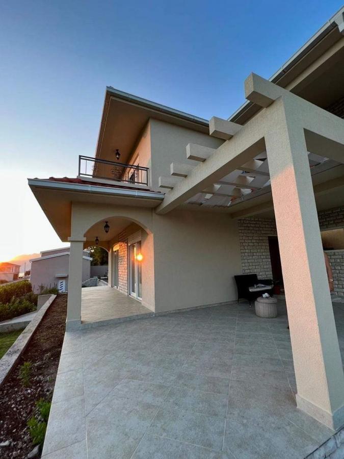 Četvorosoban stan u Kotoru, 240m² 14