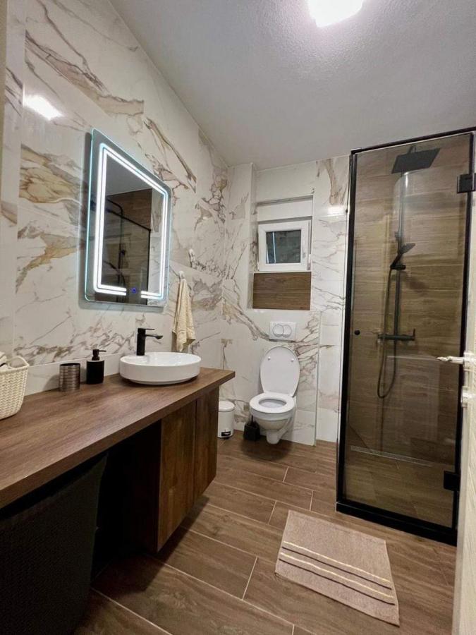 Četvorosoban stan u Kotoru, 240m² 8