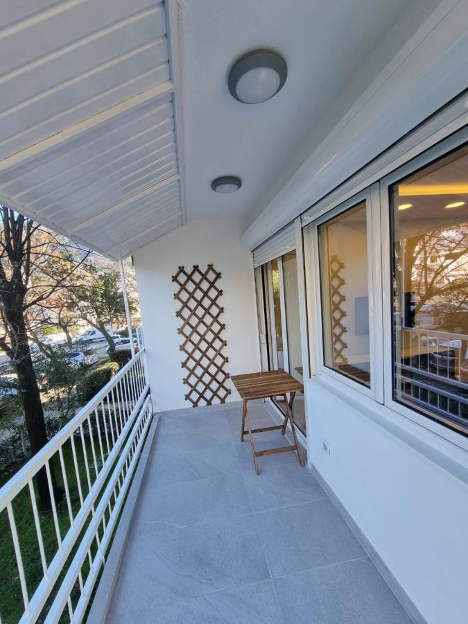 Two-bedroom long-term rent-Tivat 2