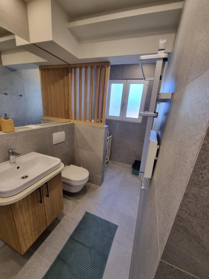 Two-bedroom long-term rent-Tivat 8