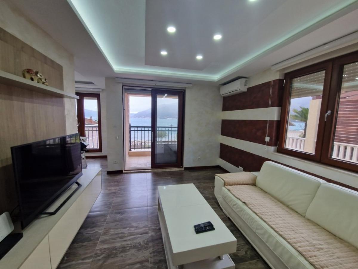 One-bedroom apartment for rent-Tivat 7