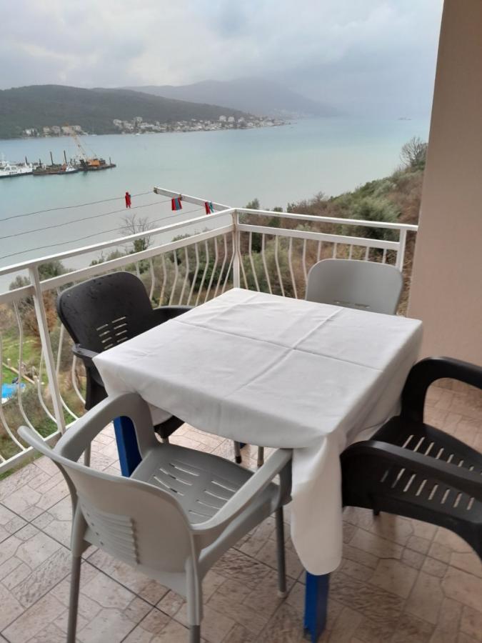 For Rent: Spacious, Renovated, and Beautifully Furnished Three-Bedroom Apartment. 9
