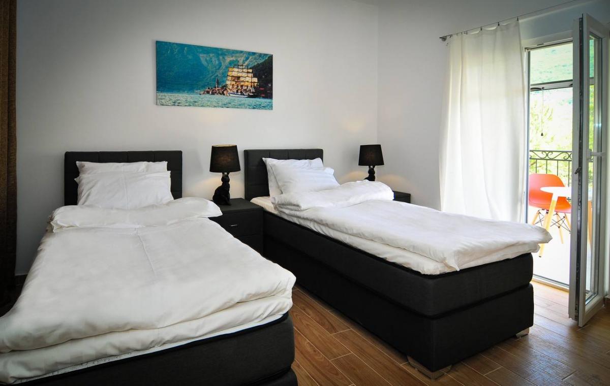 Dvosoban stan u Tivtu, 95m² 4