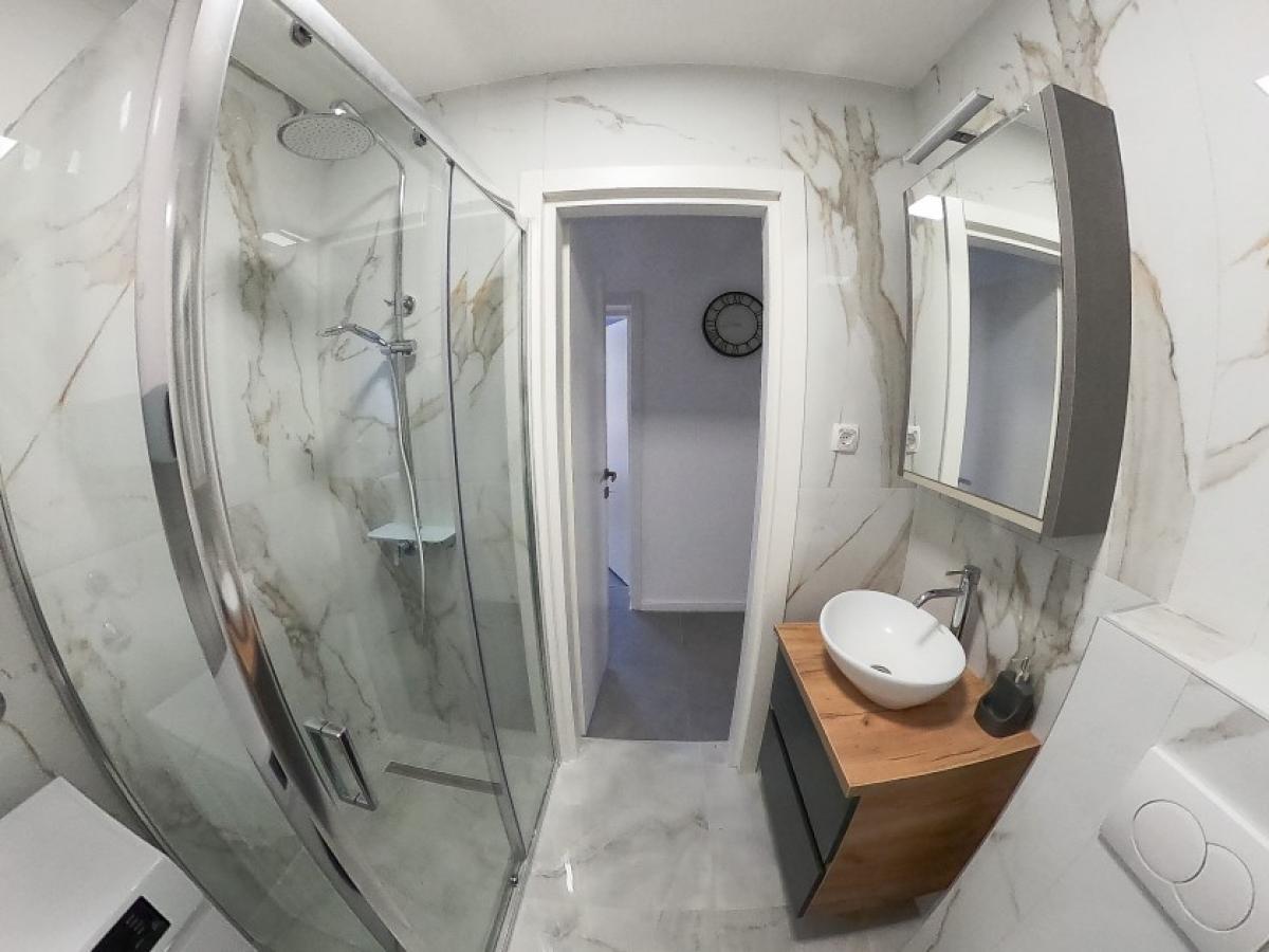 Dvosoban stan u Tivtu, 60m² 4