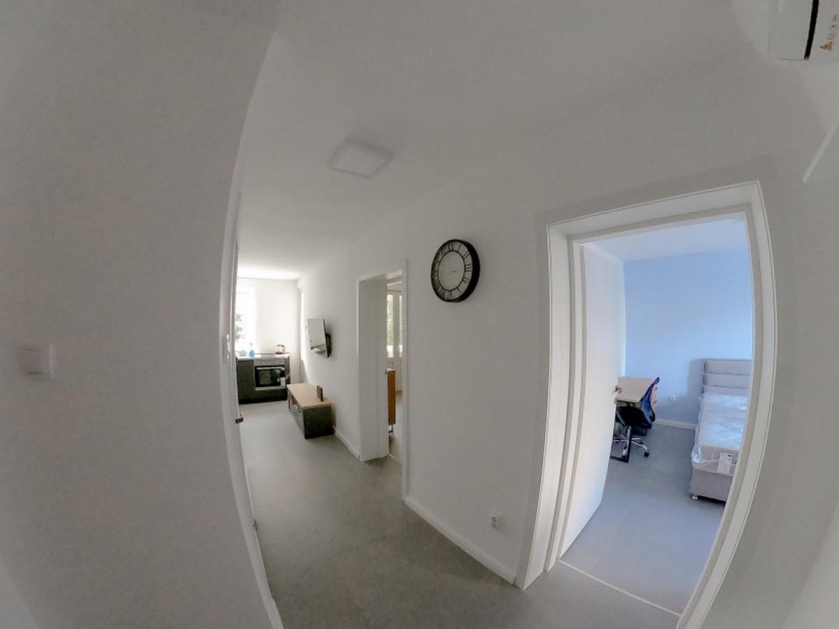 Dvosoban stan u Tivtu, 60m² 10