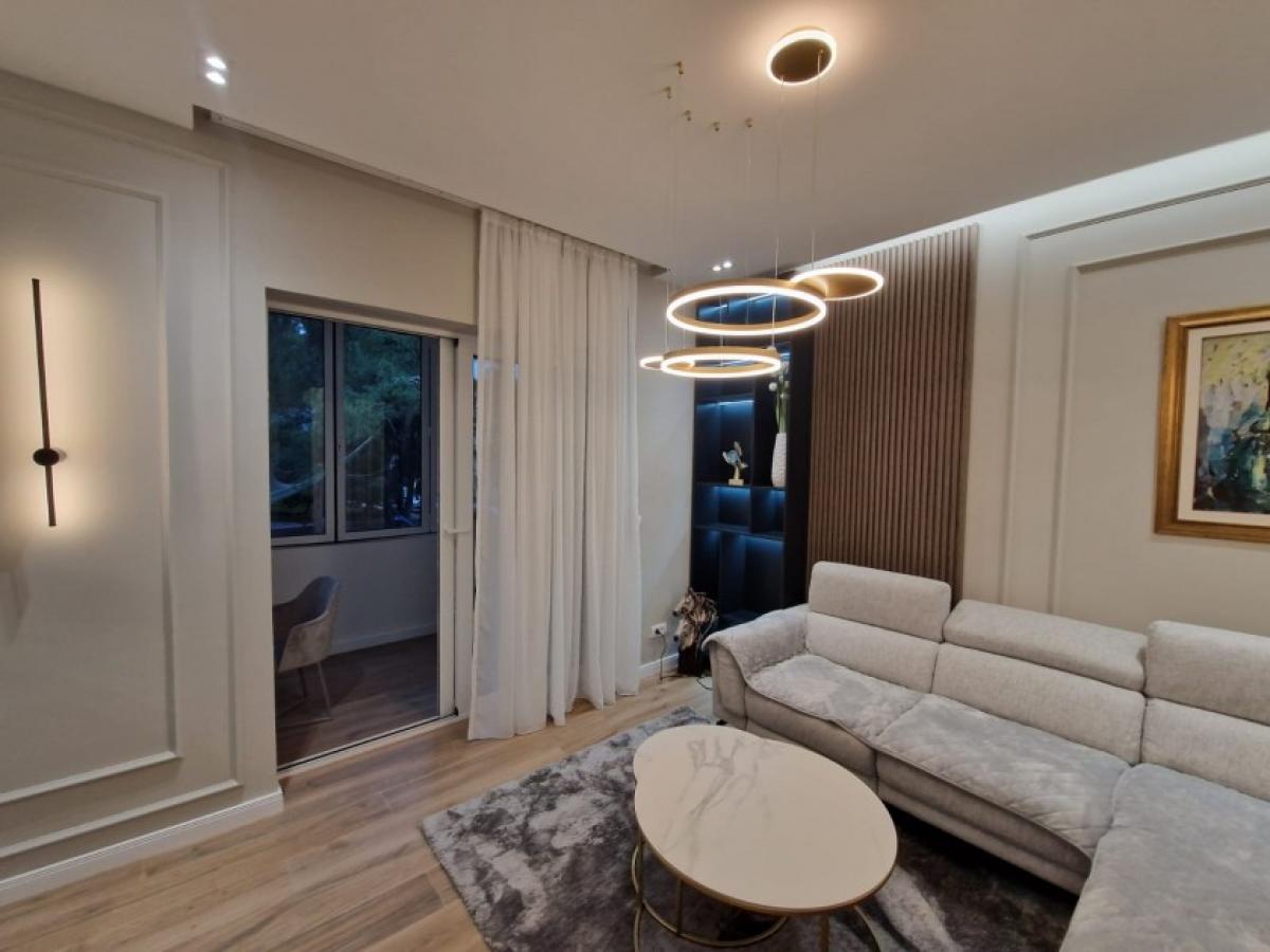 Dvosoban stan u Tivtu, 72m² 3