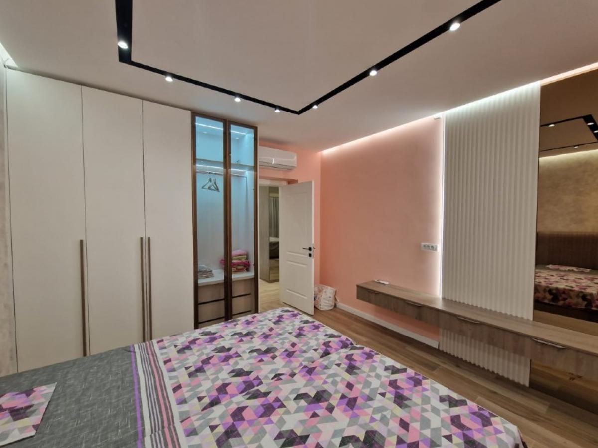 Dvosoban stan u Tivtu, 72m² 9