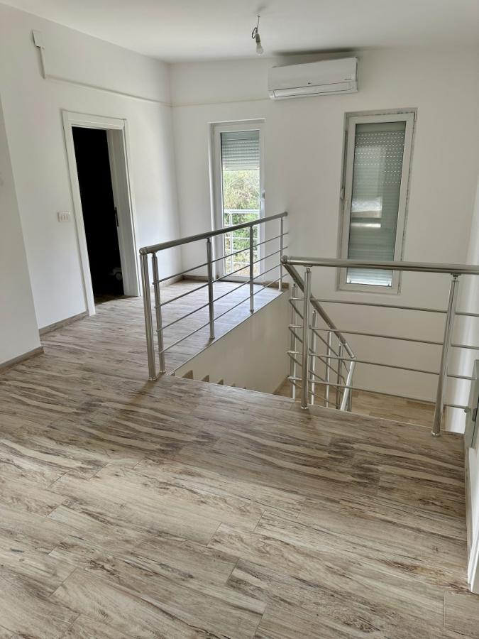 Četvorosoban stan u Tivtu, 250m² 3