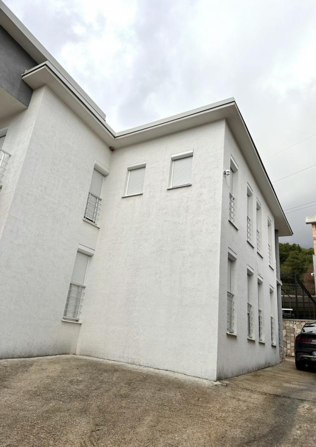 Četvorosoban stan u Tivtu, 250m² 9
