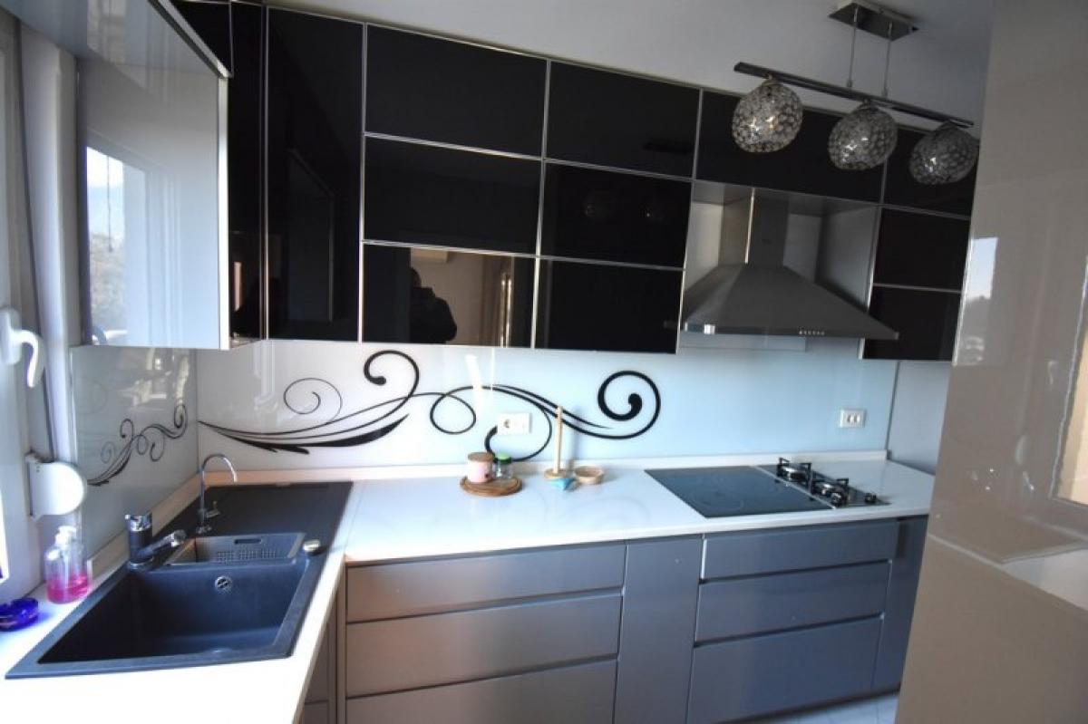 Dvosoban stan u Tivtu, 80m² 3