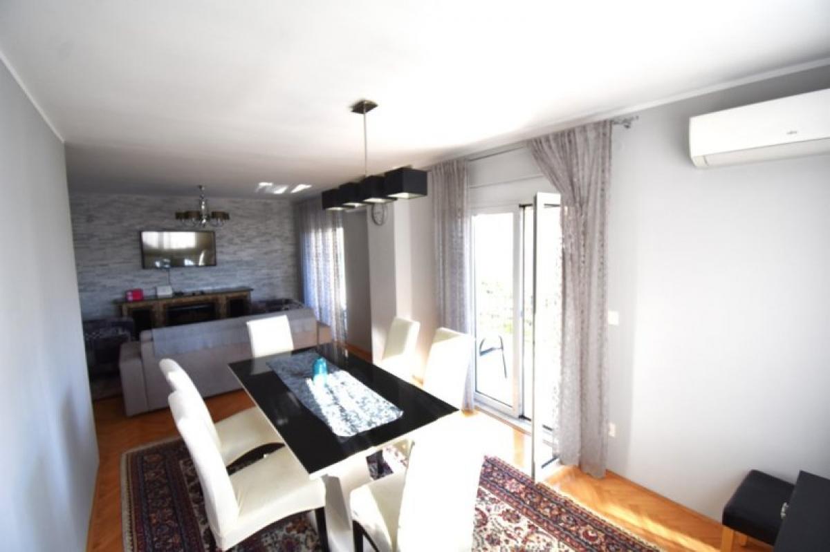 Dvosoban stan u Tivtu, 80m² 7