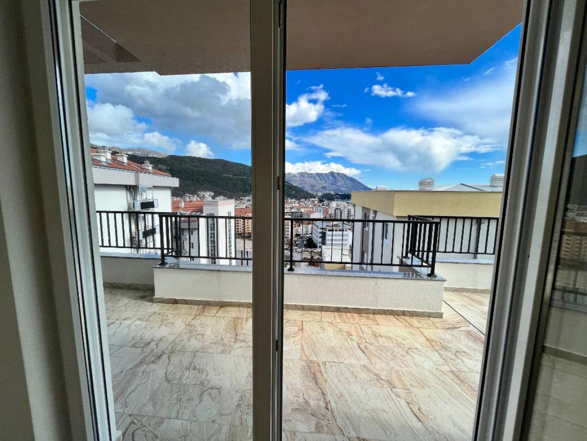 Three-room apartment in a new building with a sea view, Dubovica, Tivat 3