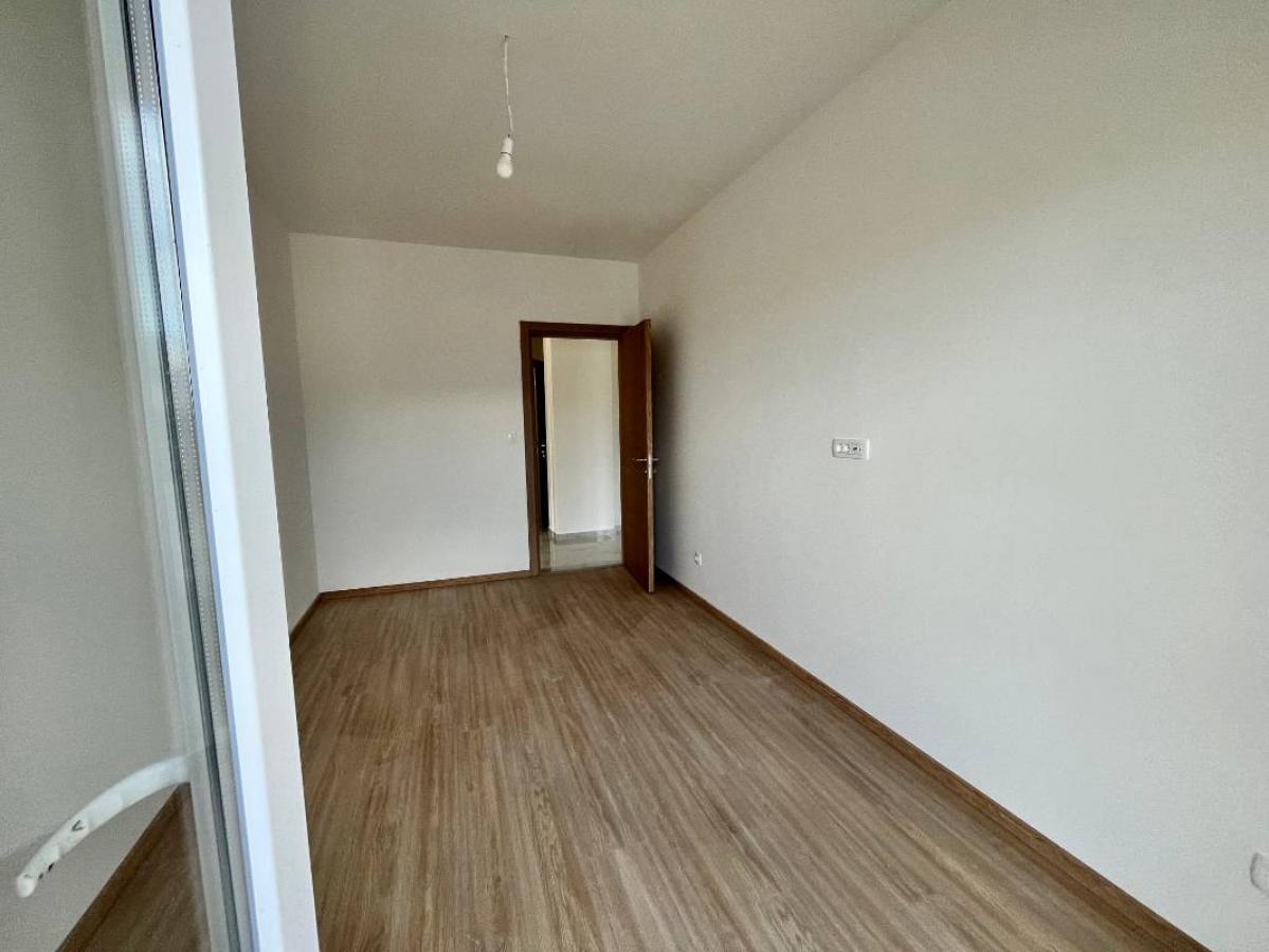 Three-room apartment in a new building with a sea view, Dubovica, Tivat 6