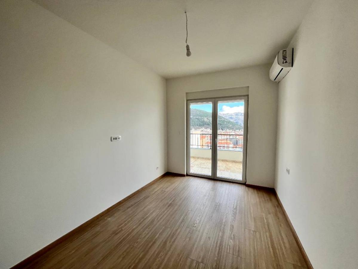 Three-room apartment in a new building with a sea view, Dubovica, Tivat 8