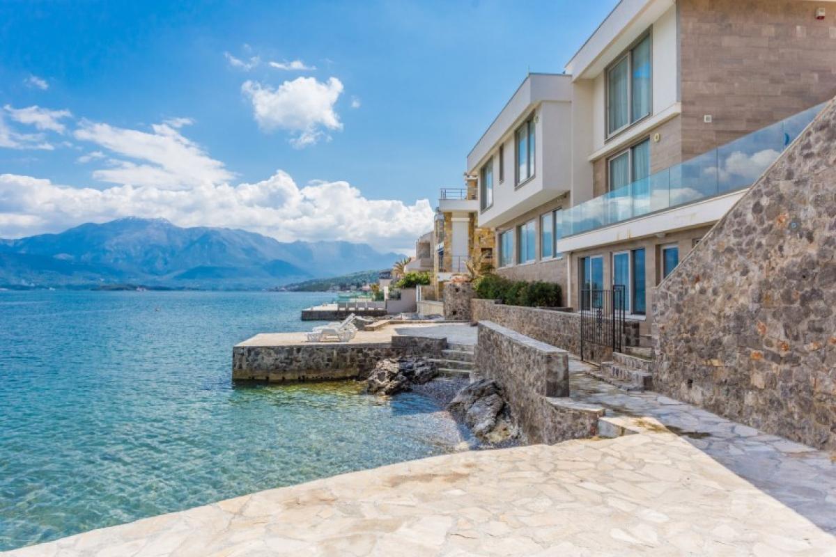 Kuća u Tivtu, 240m²