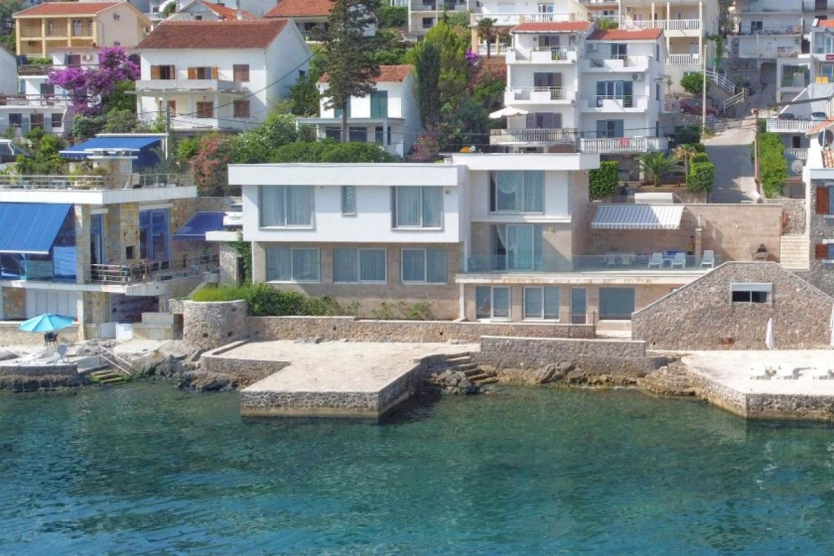 Kuća u Tivtu, 240m² 2