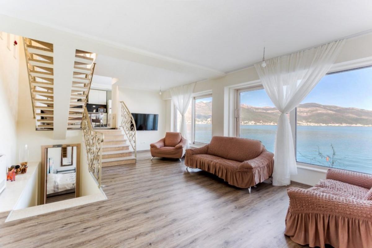 Kuća u Tivtu, 240m² 3