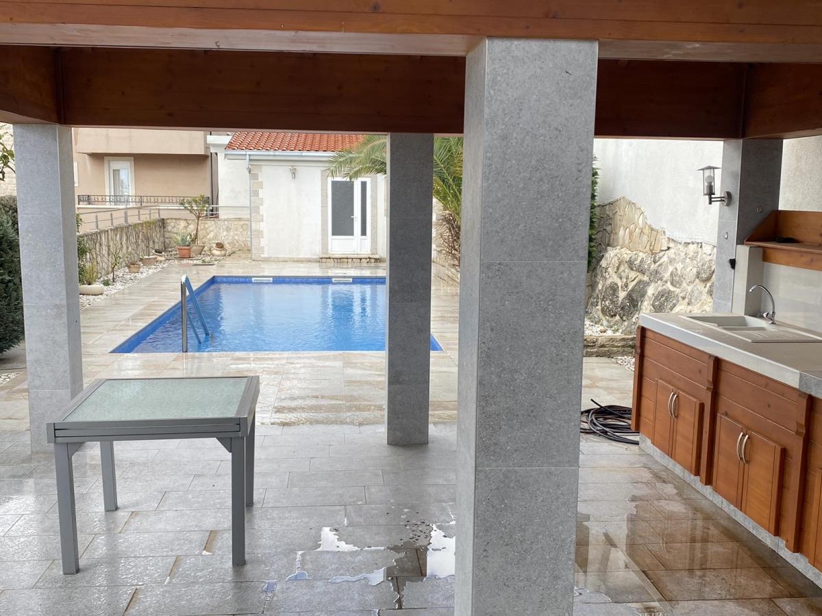 Villa with beautifull view, Budva 3