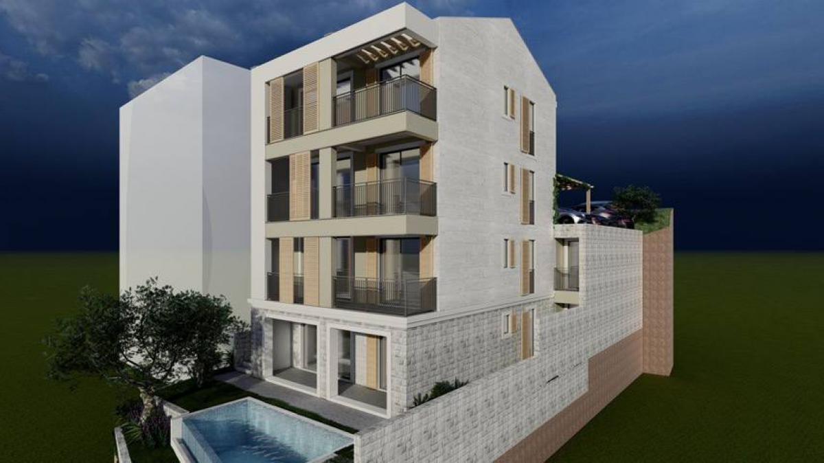 Nekretnina u Budvi, 300m² 2