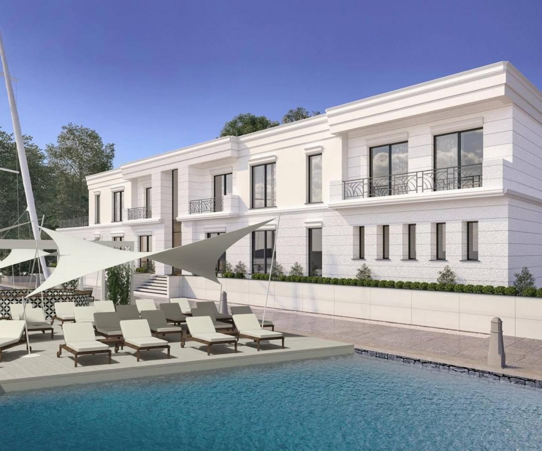 Tivat - land with a project for a 4-star mini-hotel on the first line to the sea 3