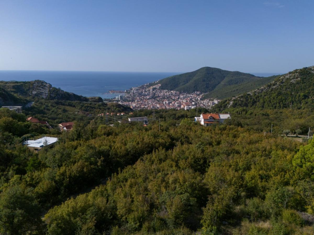 Nekretnina u Budvi, 0m² 5