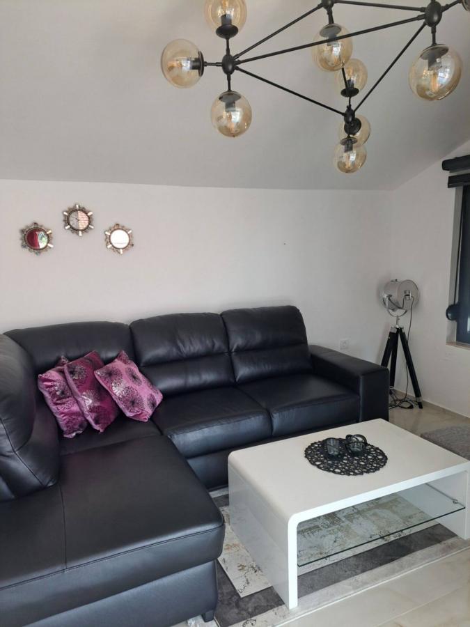 Luksuzna vila na prodaju, Budva 25