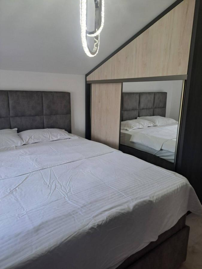 Luksuzna vila na prodaju, Budva 6