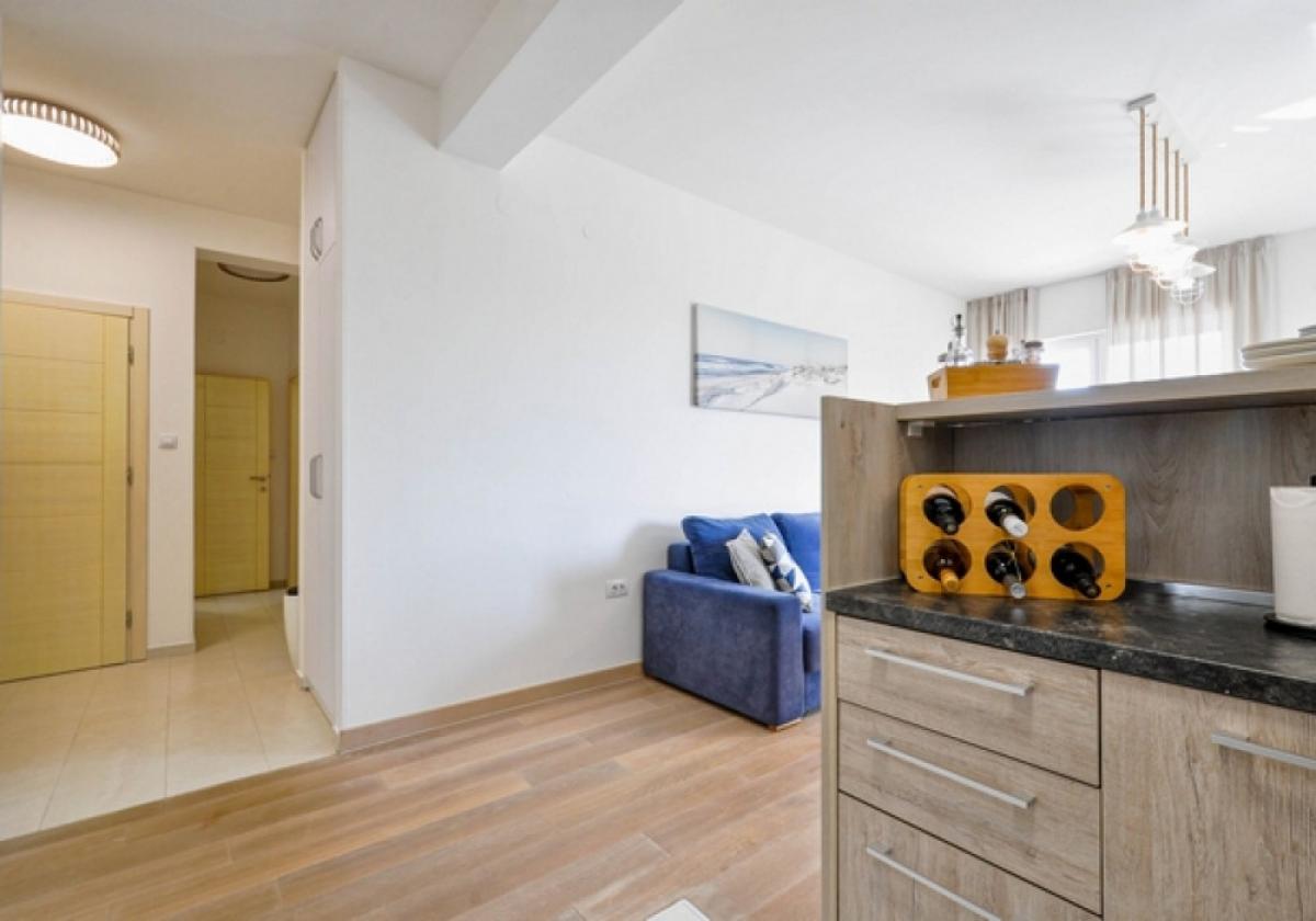 Three bedroom apartment Tivat 20