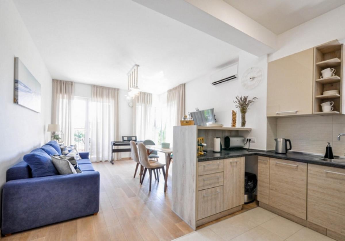 Three bedroom apartment Tivat 31