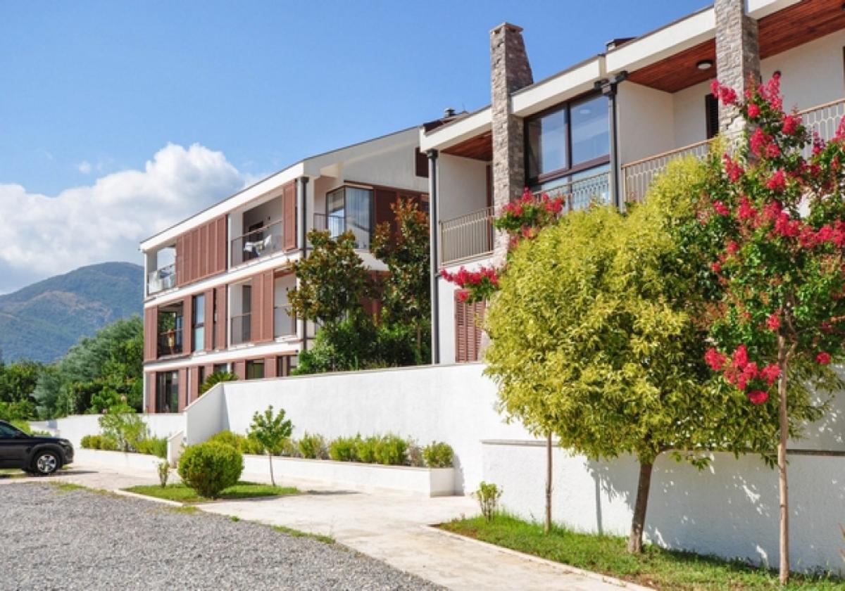 Three bedroom apartment Tivat 33