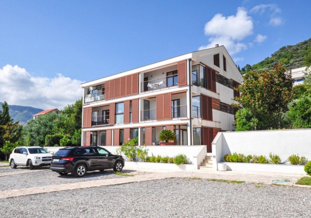 Three bedroom apartment Tivat 34