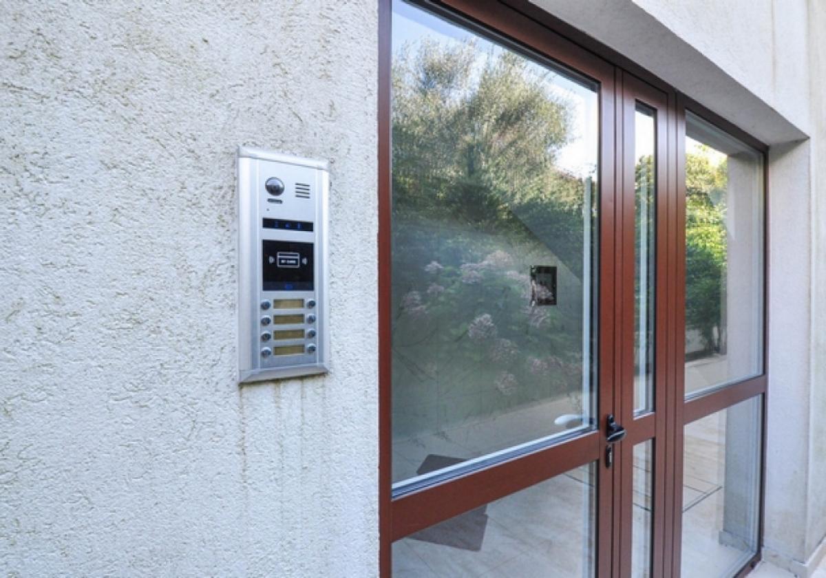 Three bedroom apartment Tivat 39