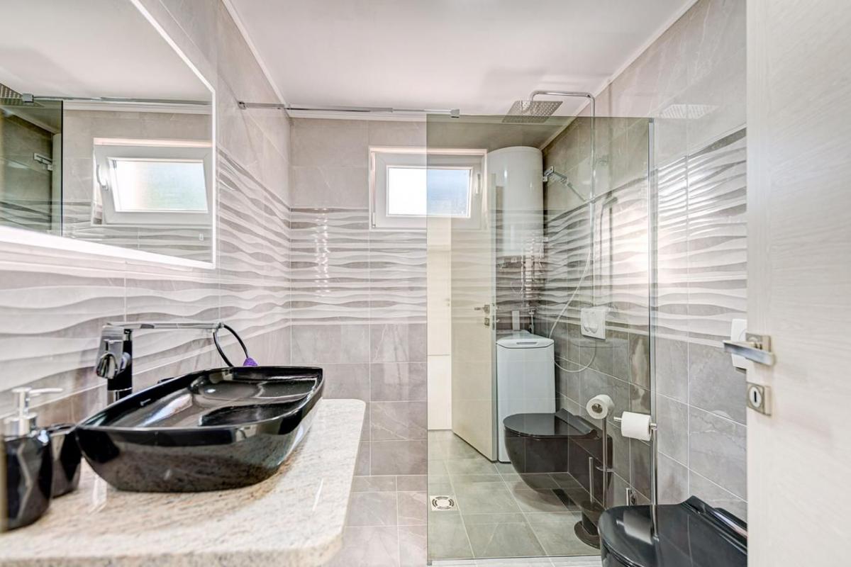 Trosoban stan u Tivtu, 150m² 8