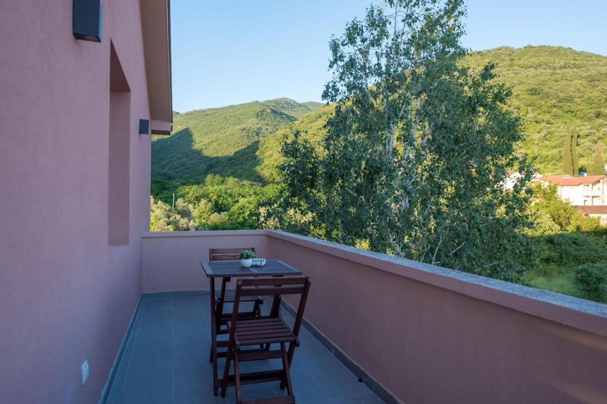 Trosoban stan u Tivtu, 150m² 10