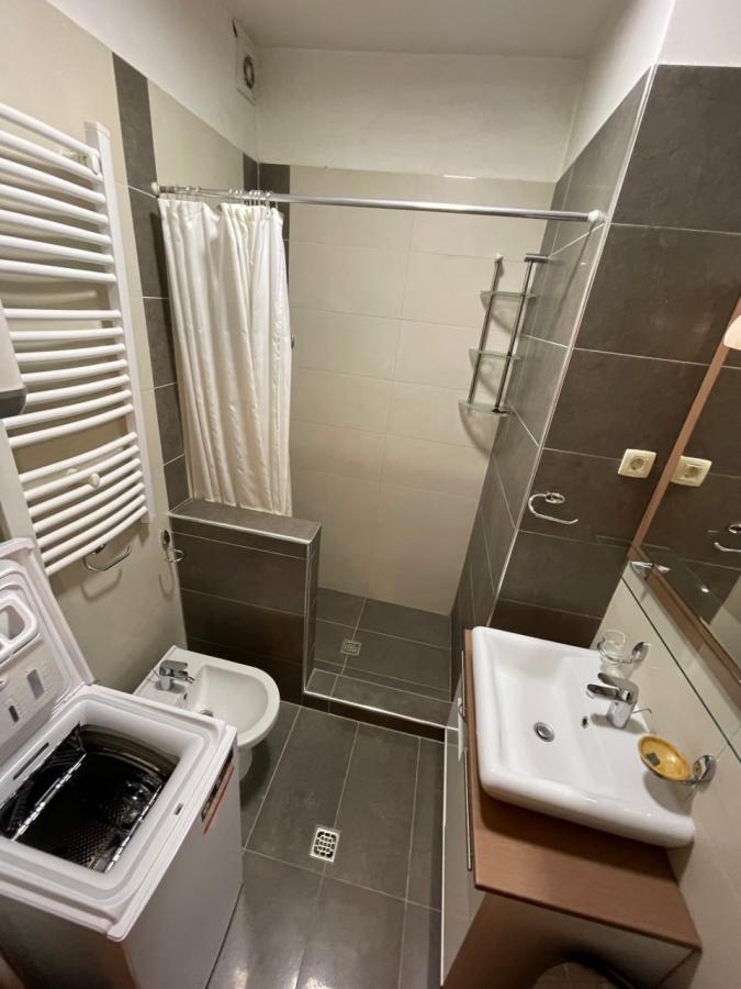 Two-bedroom apartment for long-term rent - Tivat 2
