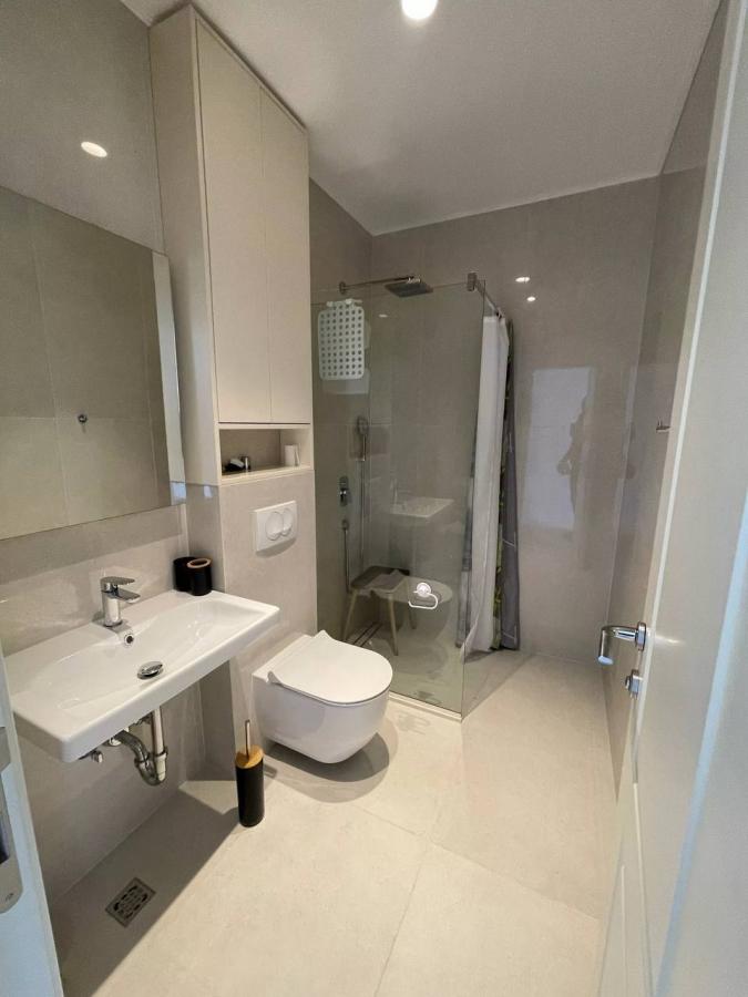 Rent of a two-bedroom penthouse in Tivat 6