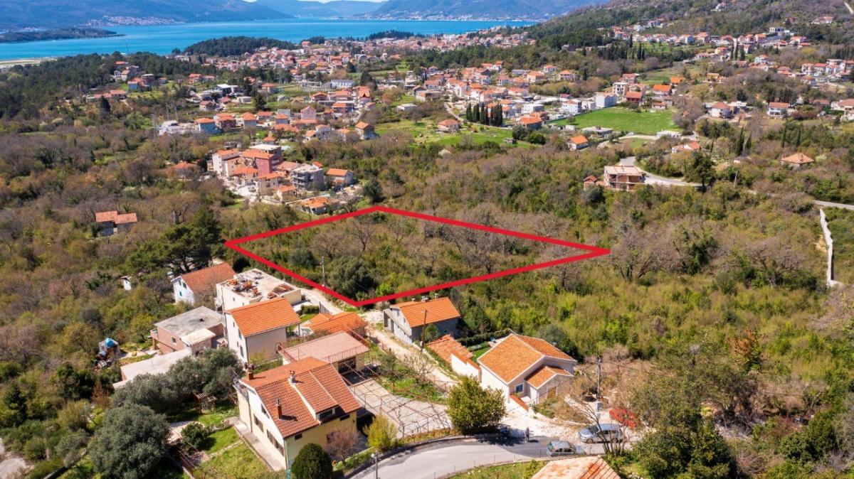 Nekretnina u Kotoru, 5007m²
