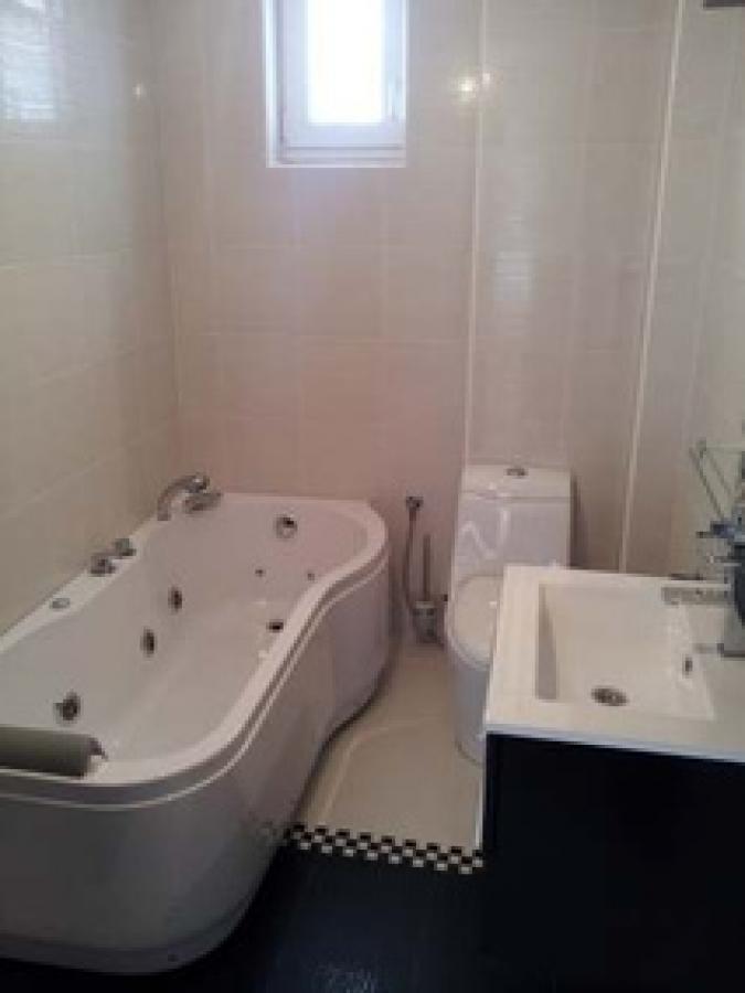Nekretnina u Budvi, 137m² 13
