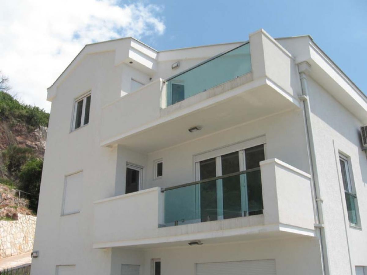 Nekretnina u Budvi, 137m² 8