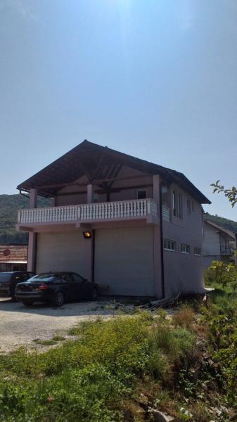 House for sale in Cetinje