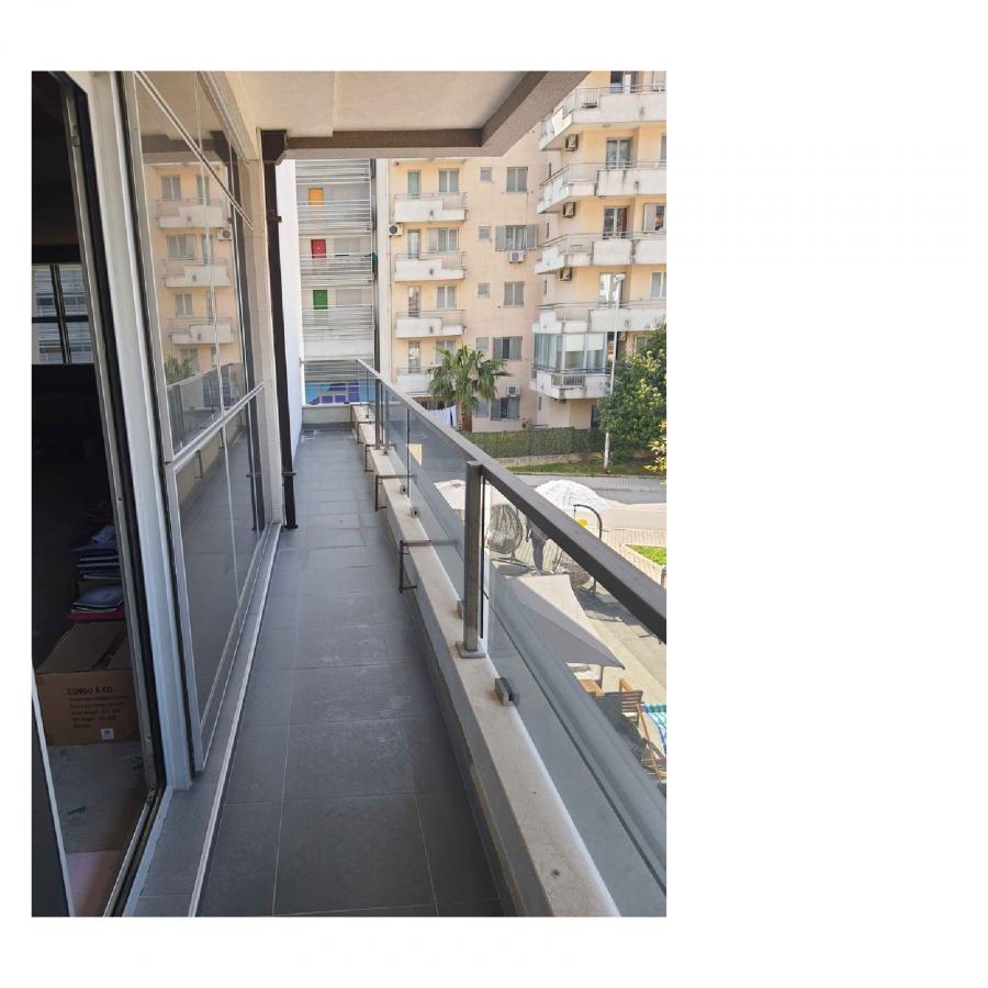 Stan u Budvi, 211m² 5