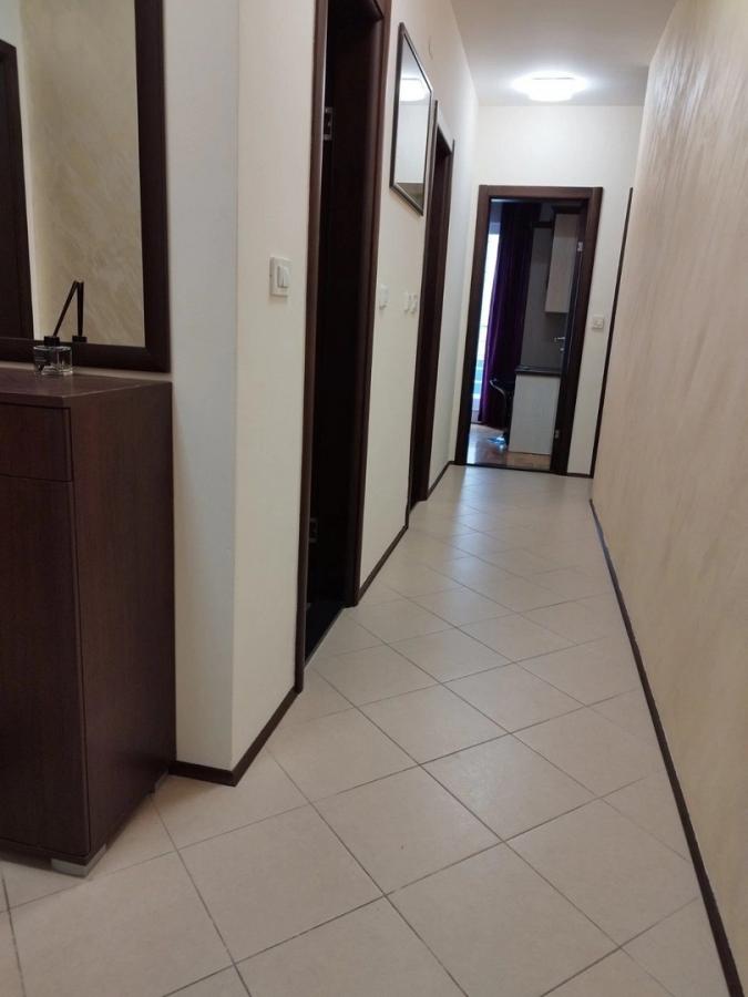 Trosoban stan u Budvi, 71m² 3