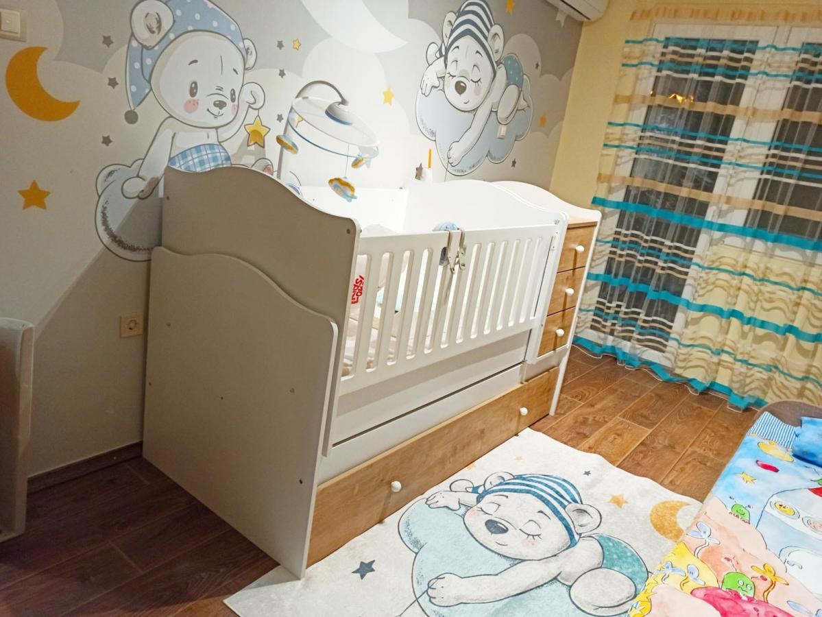 Elegant Three-Bedroom Apartment on Tuško Put - Your New Oasis of Comfort 11