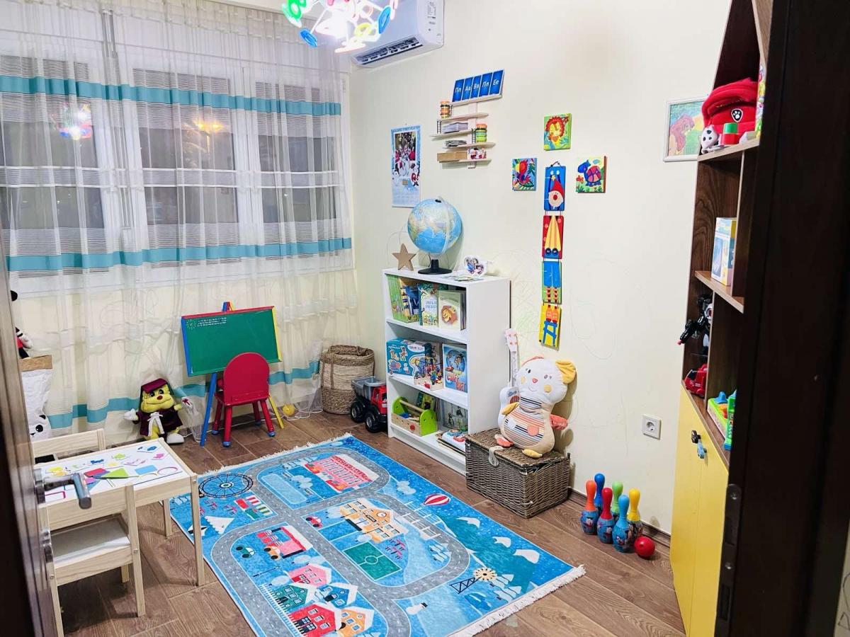 Elegant Three-Bedroom Apartment on Tuško Put - Your New Oasis of Comfort 13