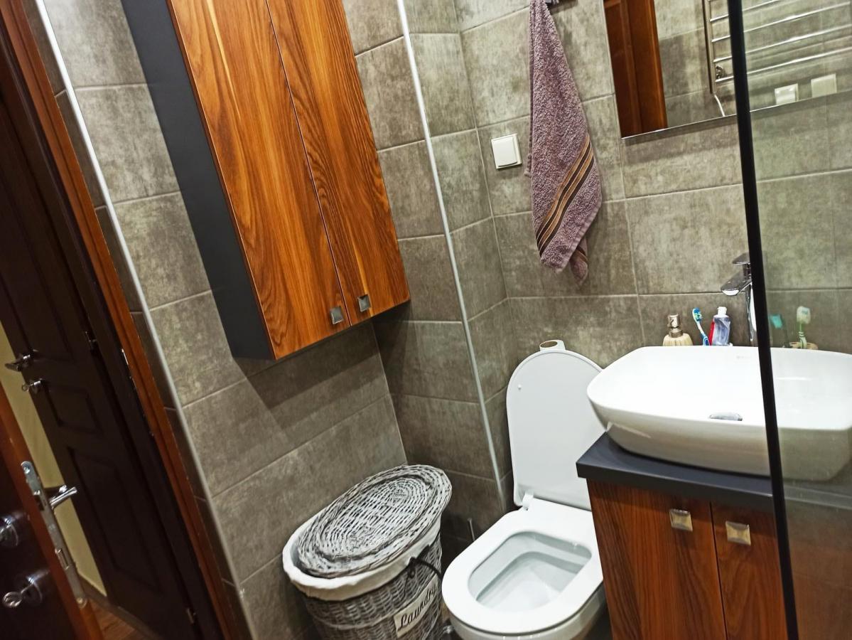 Elegant Three-Bedroom Apartment on Tuško Put - Your New Oasis of Comfort 17