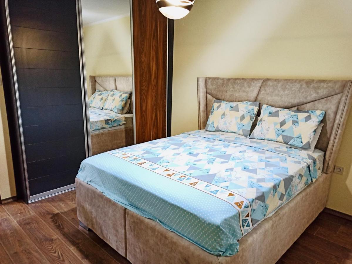 Elegant Three-Bedroom Apartment on Tuško Put - Your New Oasis of Comfort 7