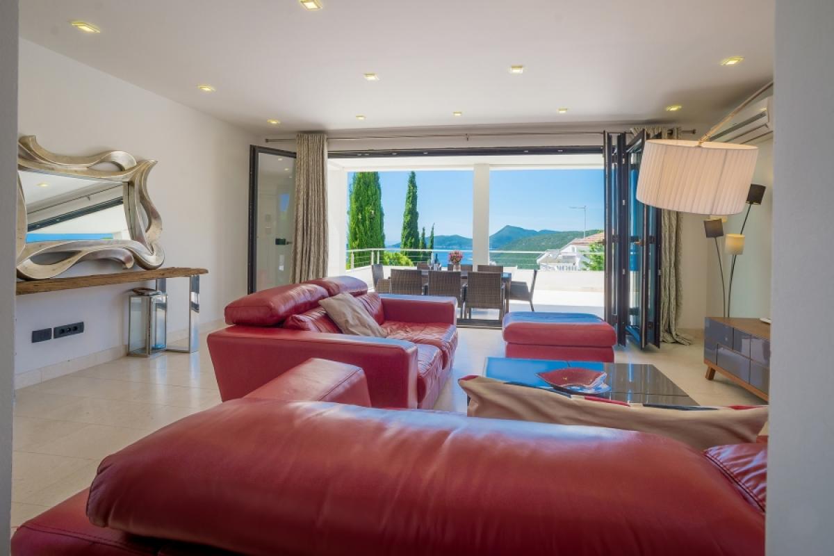 For sale is a recently renovated, stylishly designed villa 15