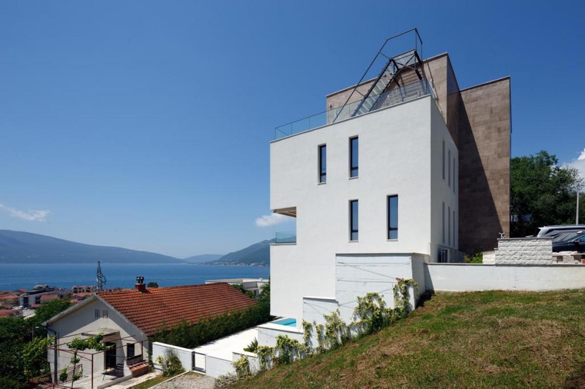 Dvoiposoban stan u Tivtu, 104m² 12